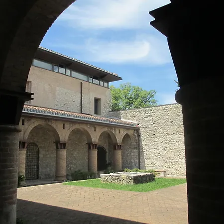 Hotel Relais Colle Di Costa