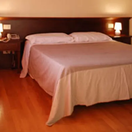Hotel Relais Colle Di Costa 4*