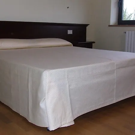 Hotel Relais Colle Di Costa 4*