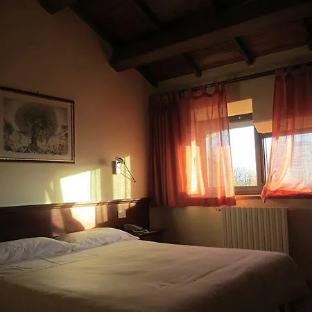 Hotel Relais Colle Di Costa
